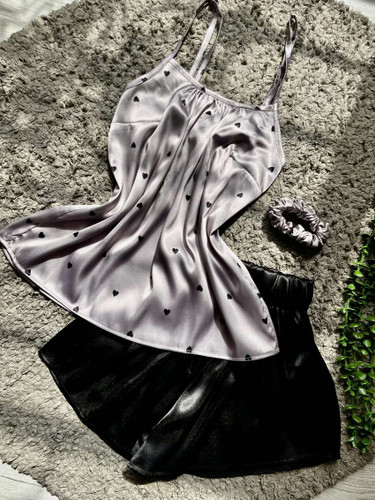 تاپ و شلوارک ساتن