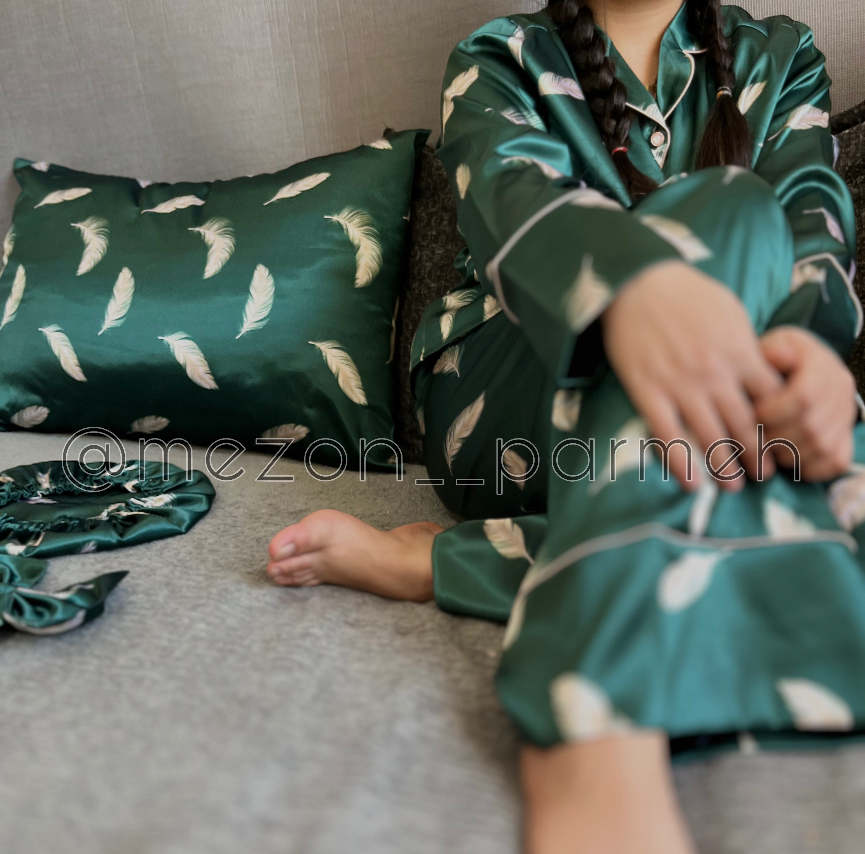 ست پیراهن و شلوار ساتنLx سبز طرح پر پرمه